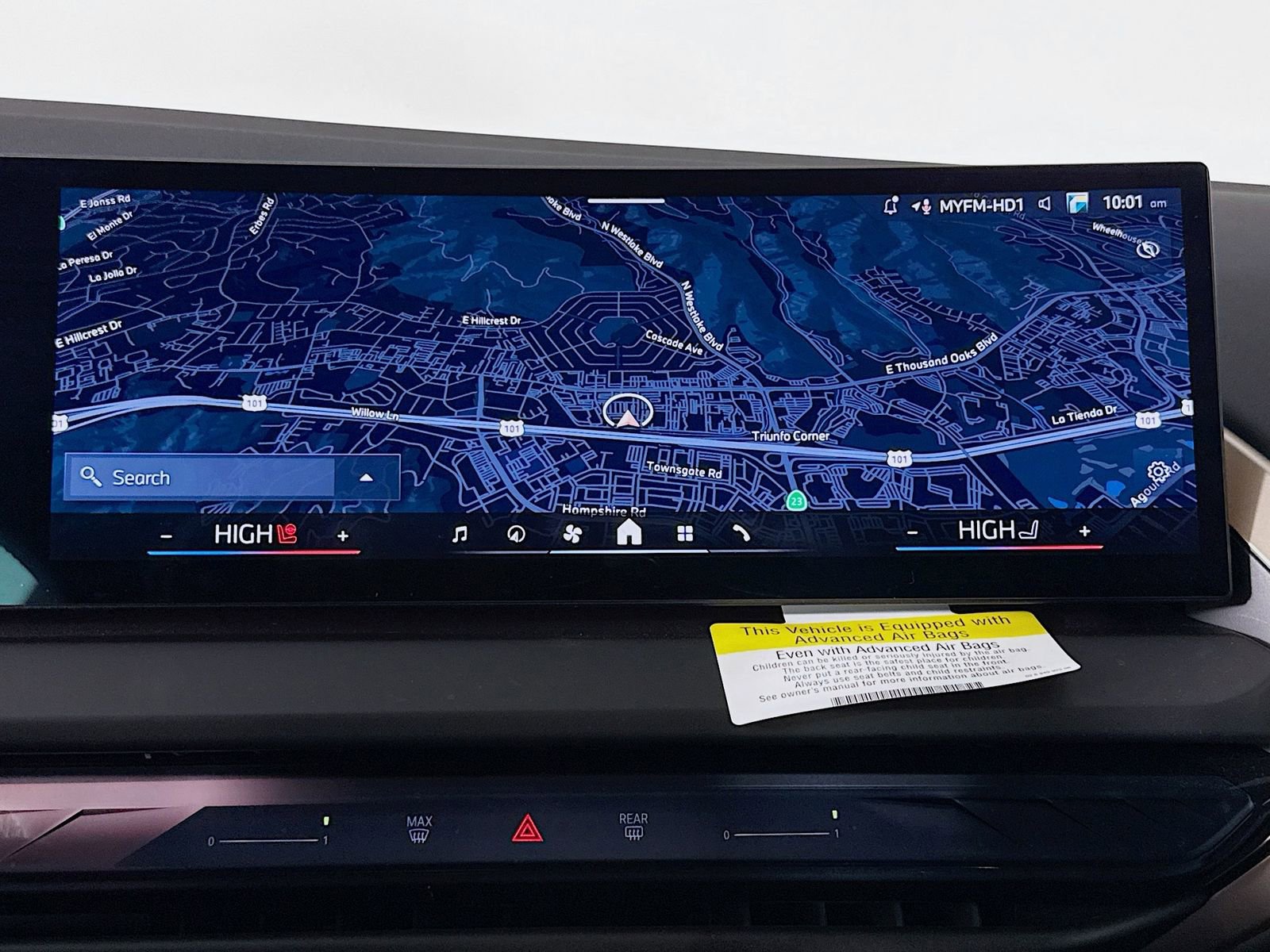 Used 2025 BMW X3 xDrive30i w/ Premium Package image 12