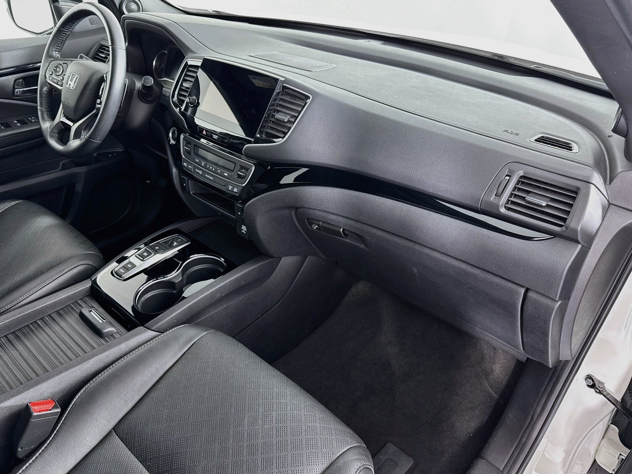 Certified 2019 Honda Passport Touring image 30