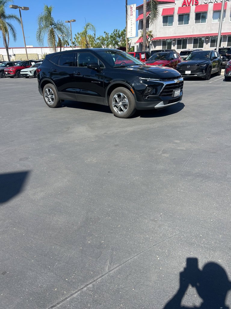 Used 2025 Chevrolet Blazer LT AWD/4WD image 5
