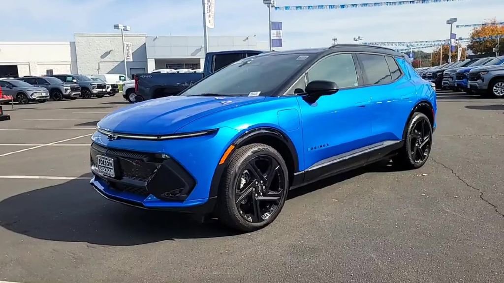 New 2026 Chevrolet Equinox EV RS image 4