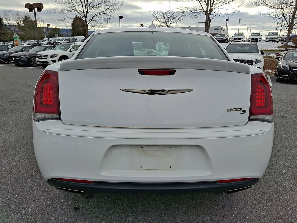 Used 2017 Chrysler 300 S w/ S Model Appearance Package image 9