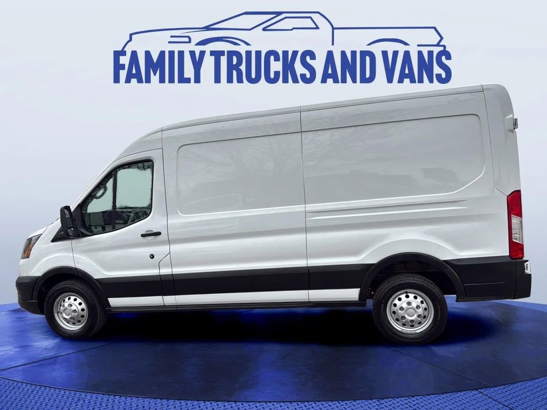 Used 2023 Ford Transit 250 Medium Roof AWD w/ Load Area Protection Package image 8