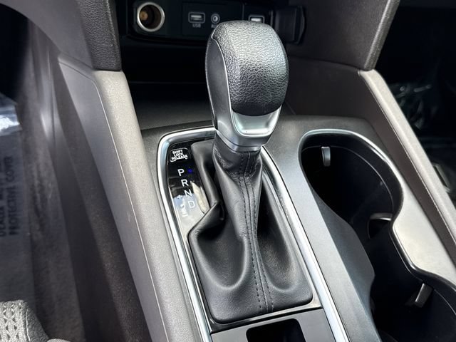 Used 2020 Hyundai Santa Fe SE FWD image 31