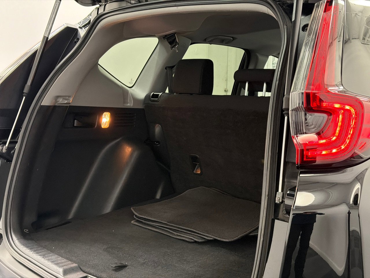 Used 2021 Honda CR-V EX image 8