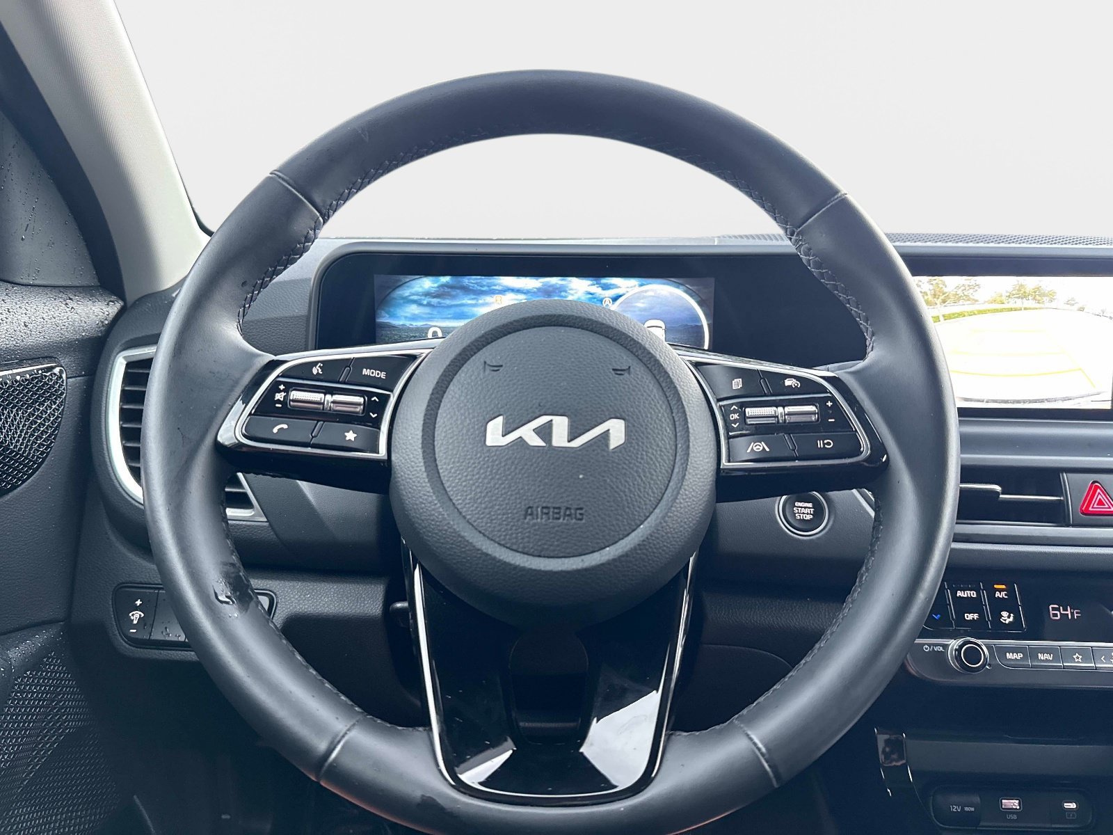Used 2025 Kia Seltos EX FWD image 21