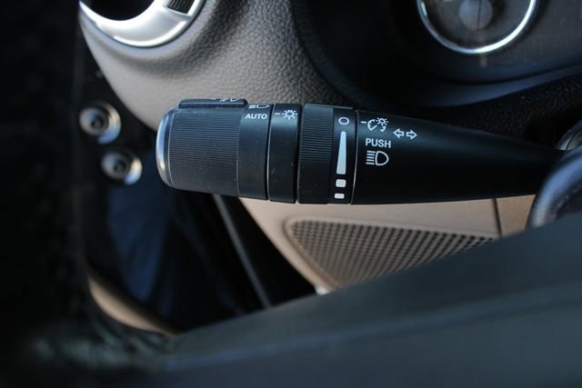 Used 2012 Jeep Wrangler Sahara w/ Connectivity Group AWD/4WD image 9