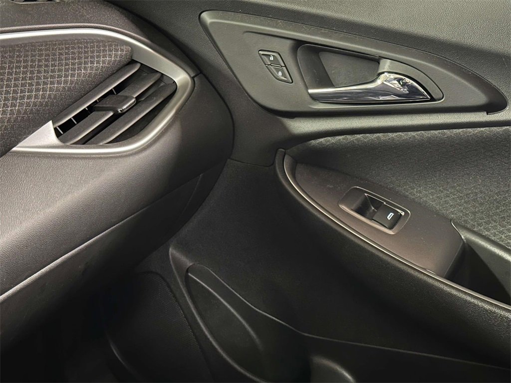 Used 2022 Chevrolet Malibu LT image 25