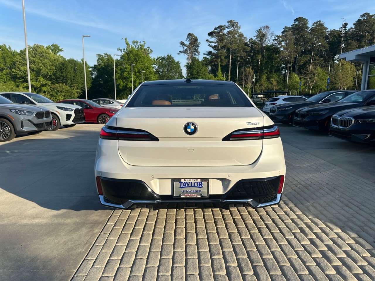 Certified 2025 BMW 740i image 6