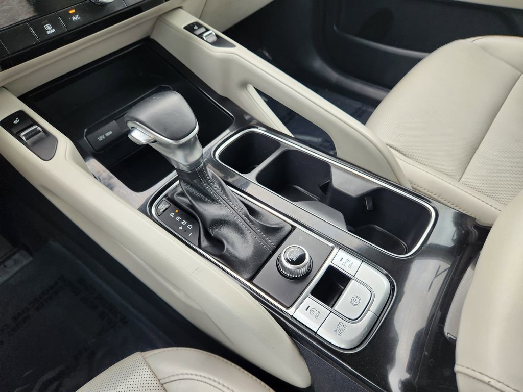 Certified 2021 Kia Telluride S image 9