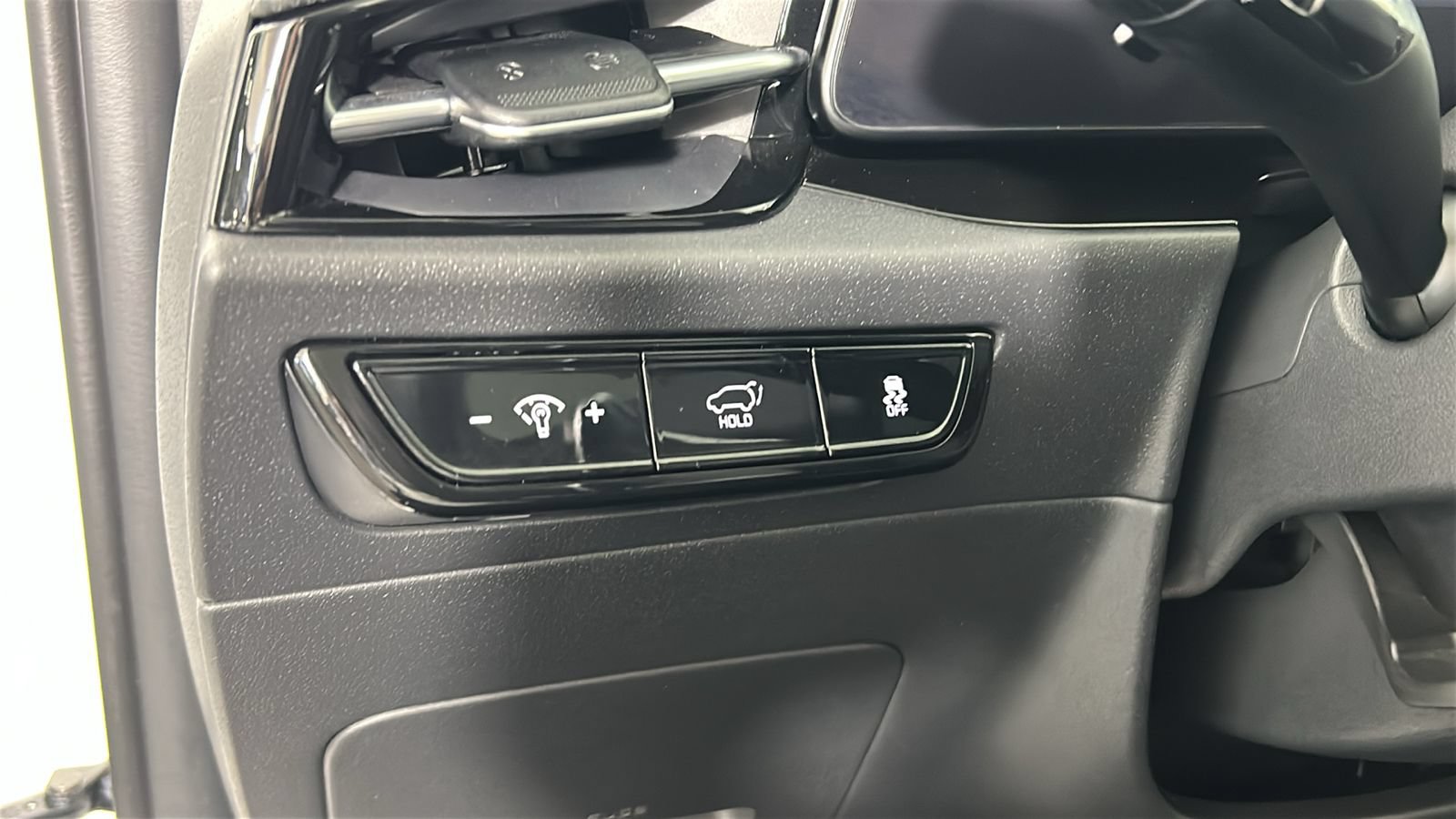 Used 2024 Kia Niro Wave w/ Wave Preserve Package FWD image 23