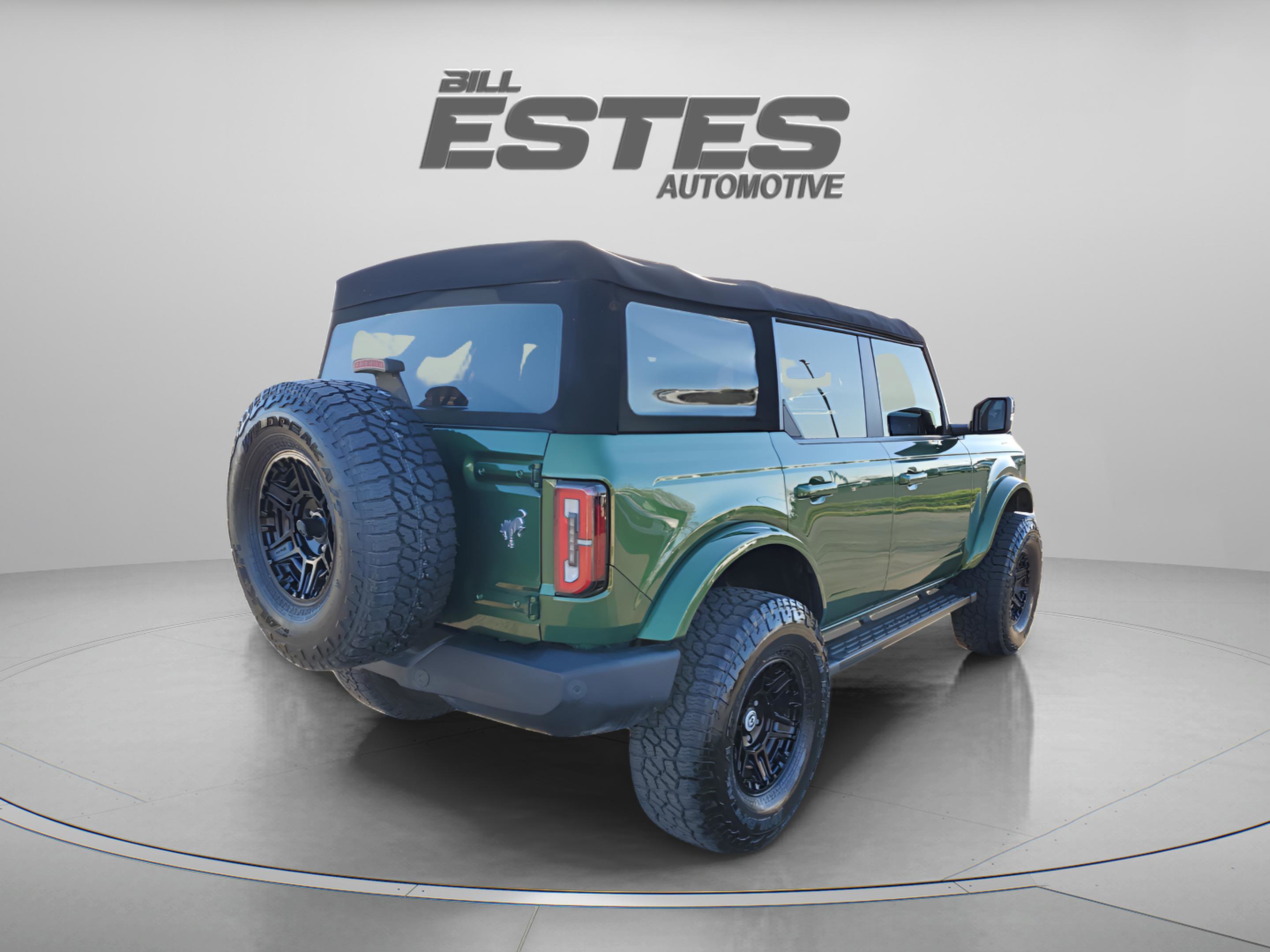 Used 2022 Ford Bronco Outer Banks image 4