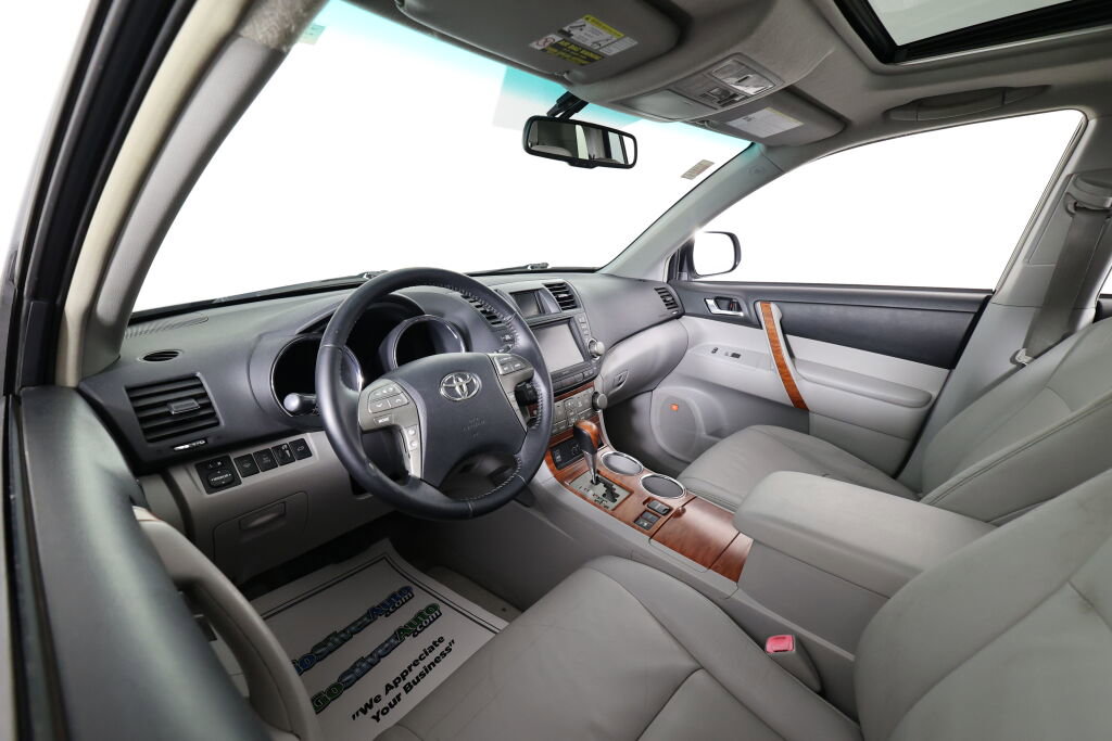 Used 2009 Toyota Highlander Limited AWD/4WD image 10