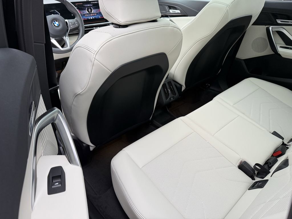 Used 2026 BMW X1 xDrive28i image 36