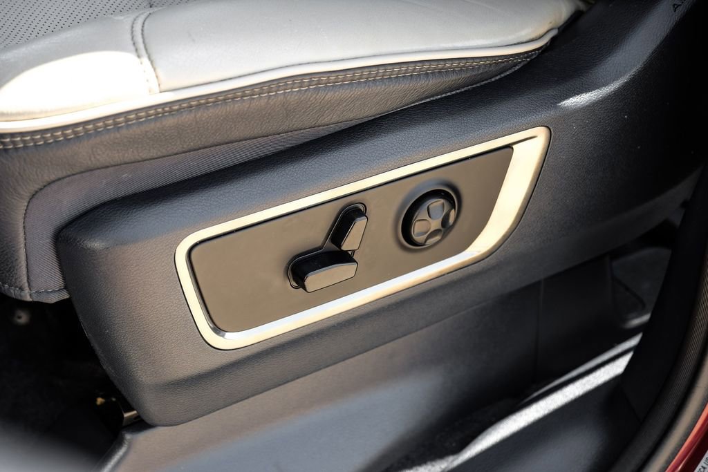 Used 2020 RAM 1500 Limited image 36