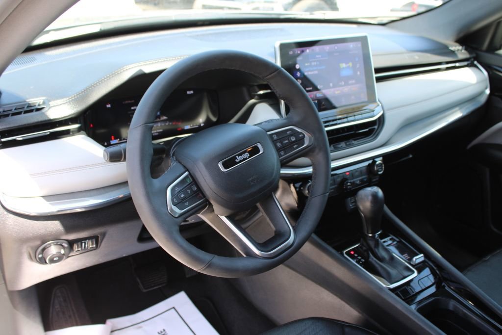 Used 2023 Jeep Compass Limited w/ Elite Group image 32
