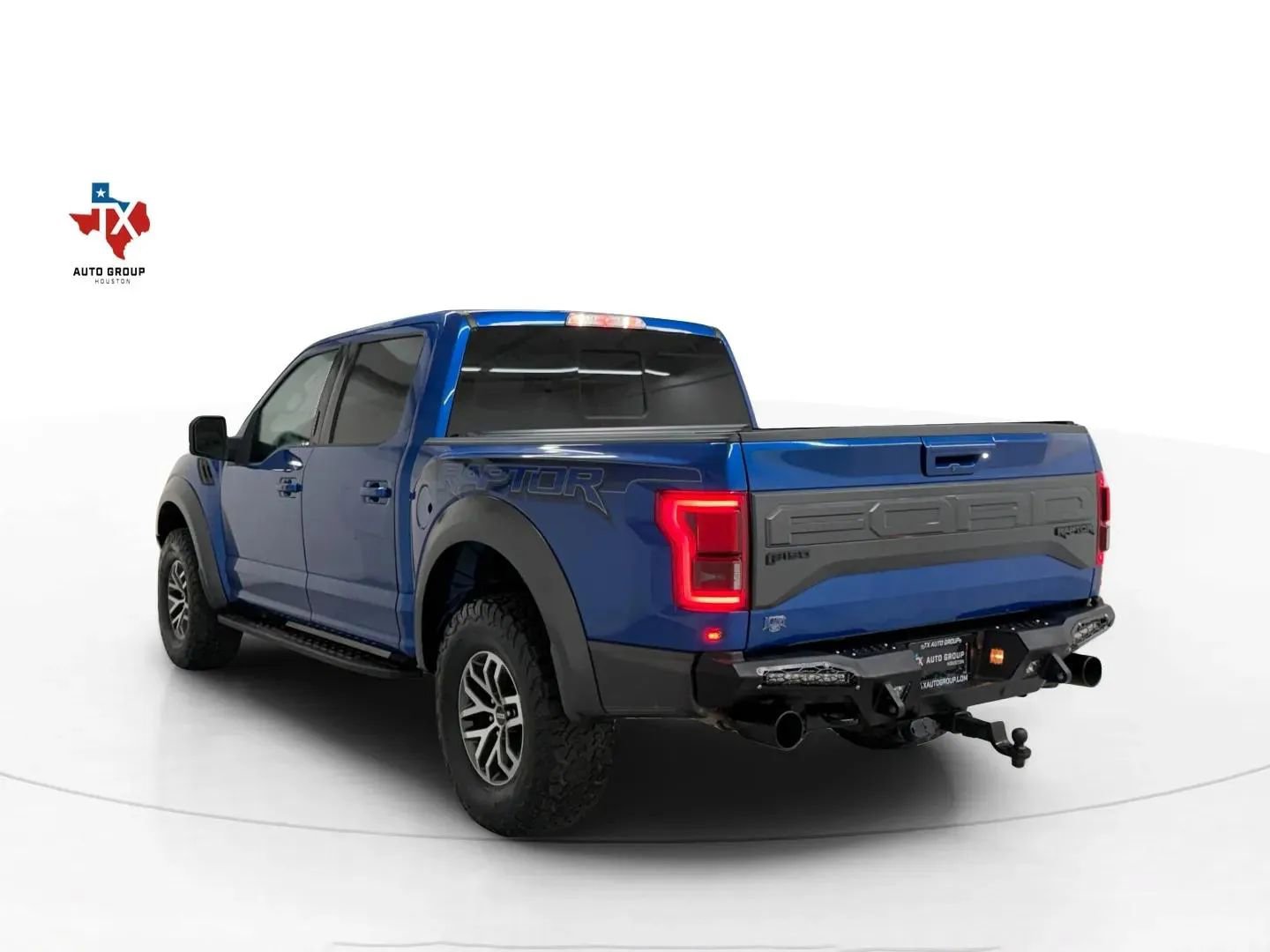 Used 2017 Ford F150 Raptor w/ Equipment Group 802A Luxury AWD/4WD image 4