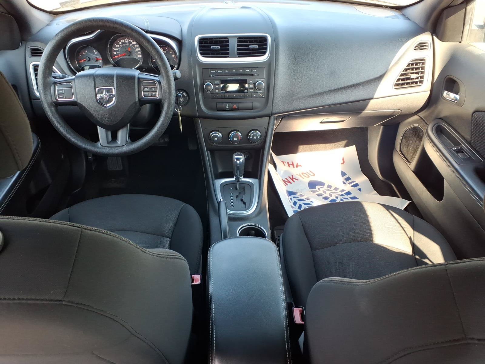 Used 2014 Dodge Avenger SE FWD image 8