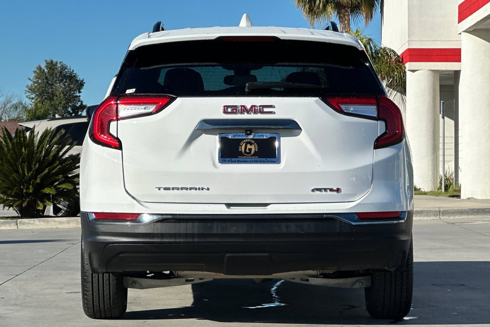 Used 2023 GMC Terrain AT4 image 5