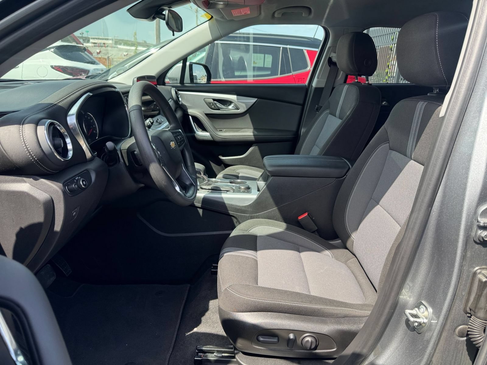Used 2026 Chevrolet Blazer LT FWD image 25