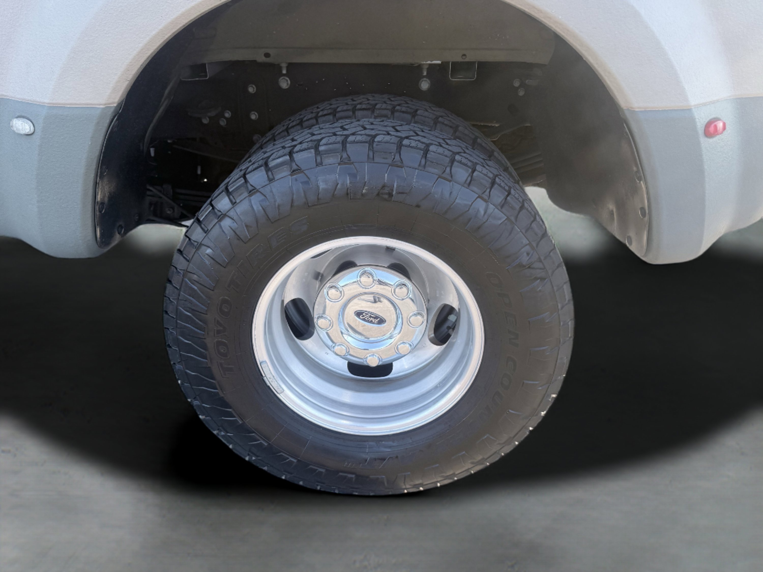 Used 2020 Ford F350 Platinum image 18