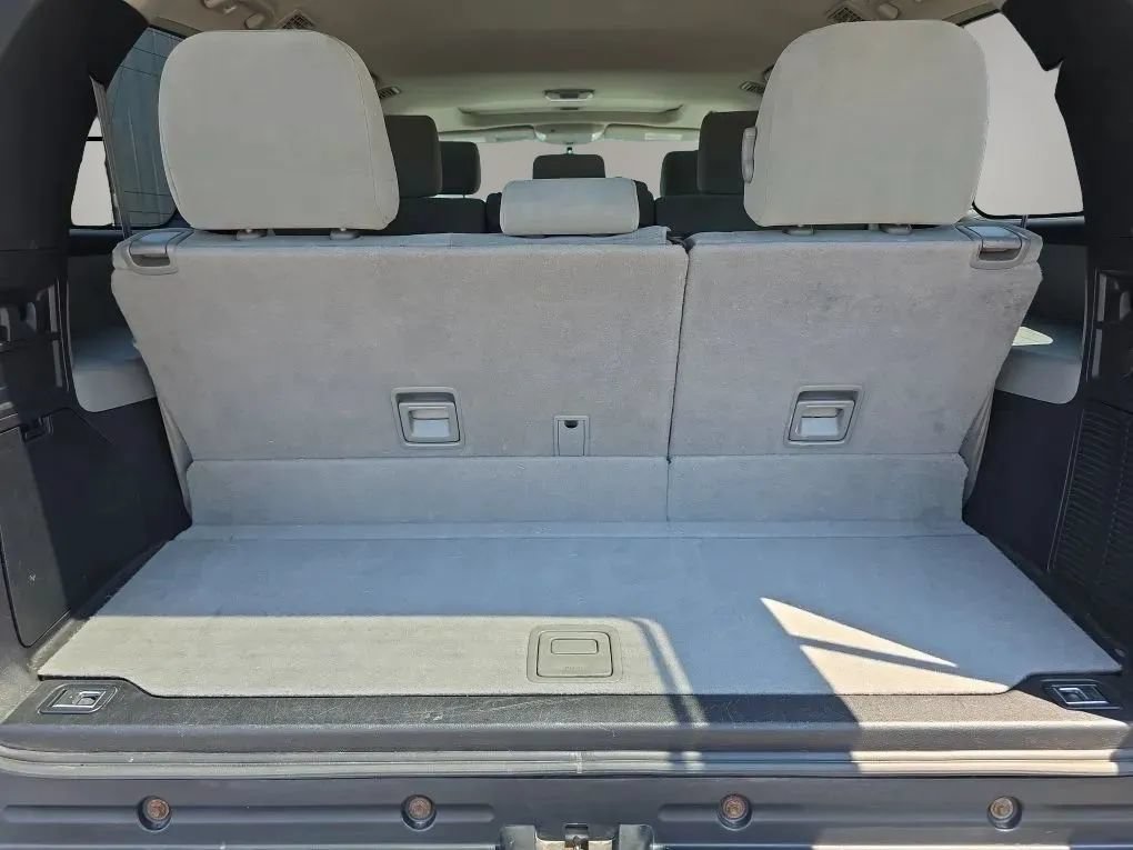 Used 2015 Toyota Sequoia SR5 AWD/4WD image 11
