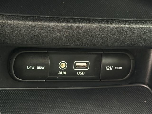 Used 2020 Kia Forte LXS FWD image 18