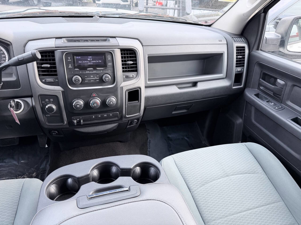 Used 2015 RAM 2500 Tradesman w/ Chrome Appearance Group AWD/4WD image 15