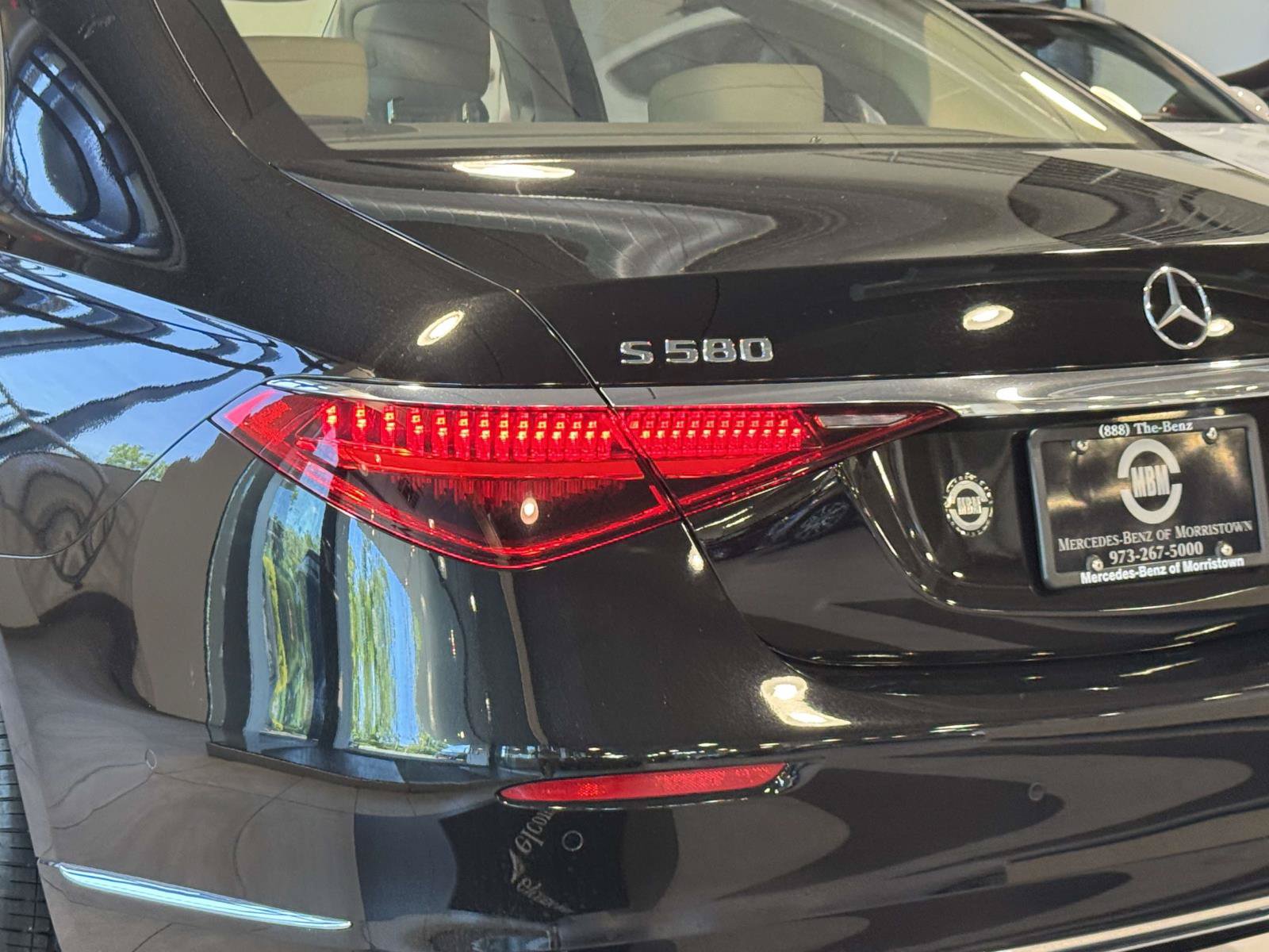 Certified 2023 Mercedes-Benz S 580 4MATIC Sedan image 8