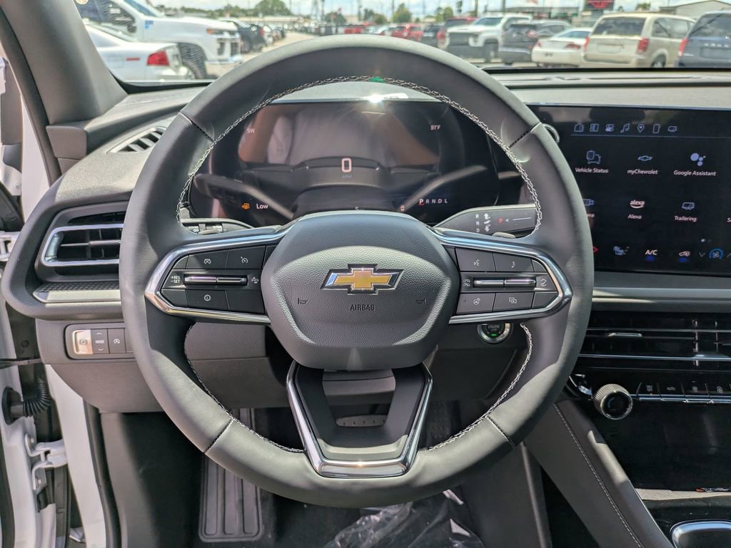 New 2025 Chevrolet Traverse LT image 19