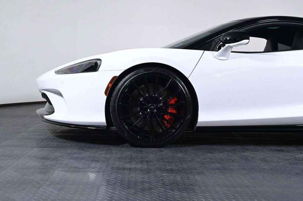 Used 2023 McLaren GT RWD image 26