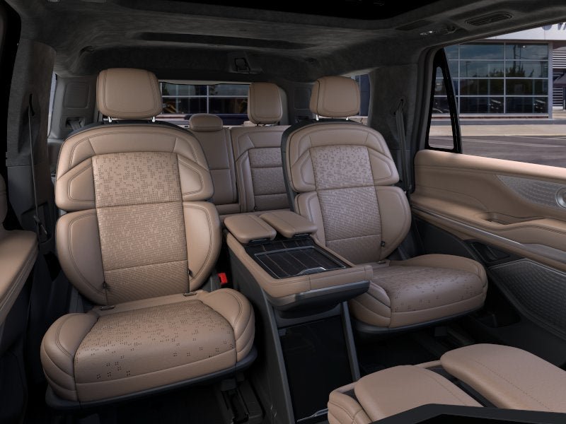 New 2026 Lincoln Navigator Black Label AWD/4WD image 11