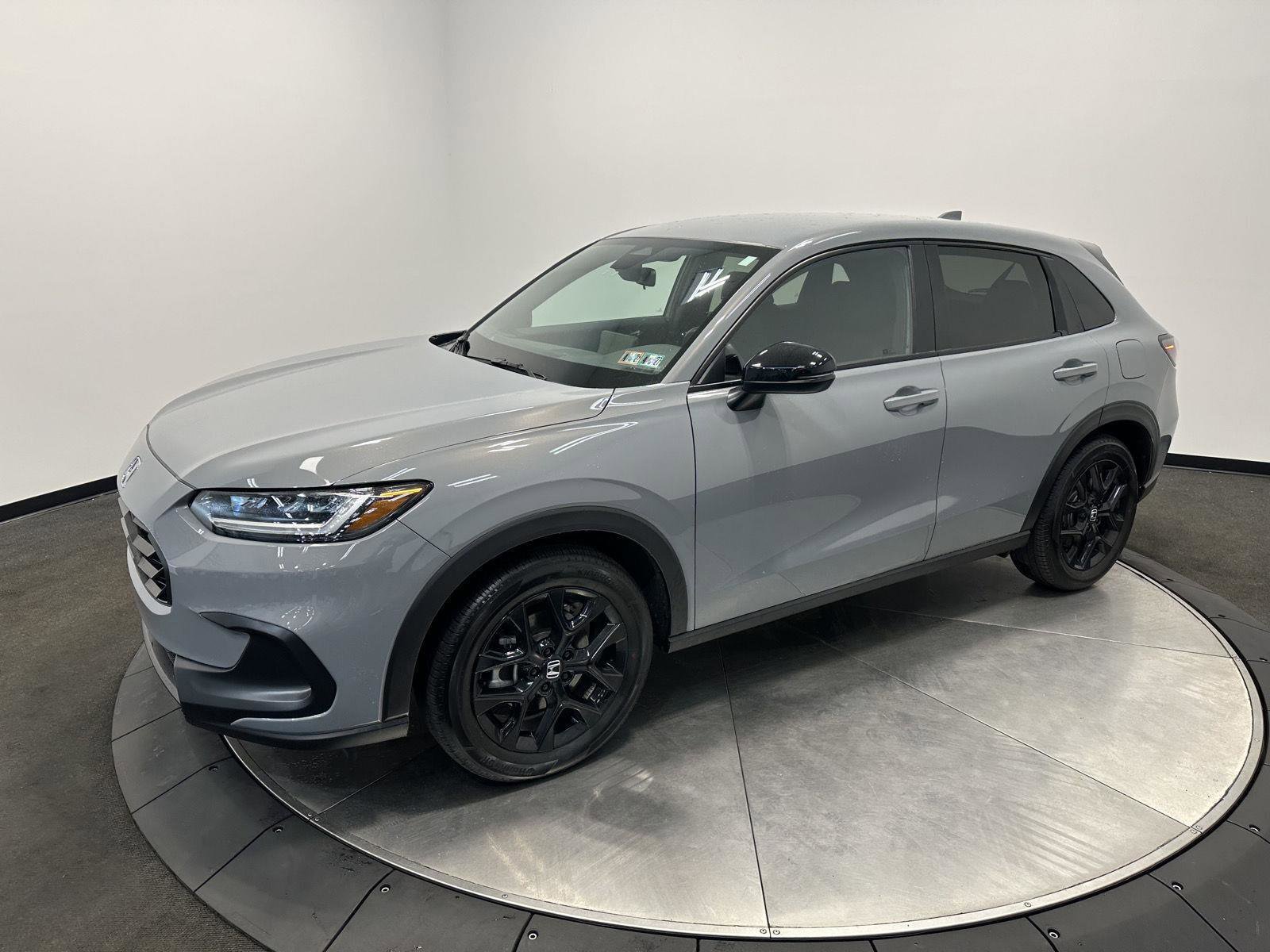 Certified 2025 Honda HR-V Sport image 4