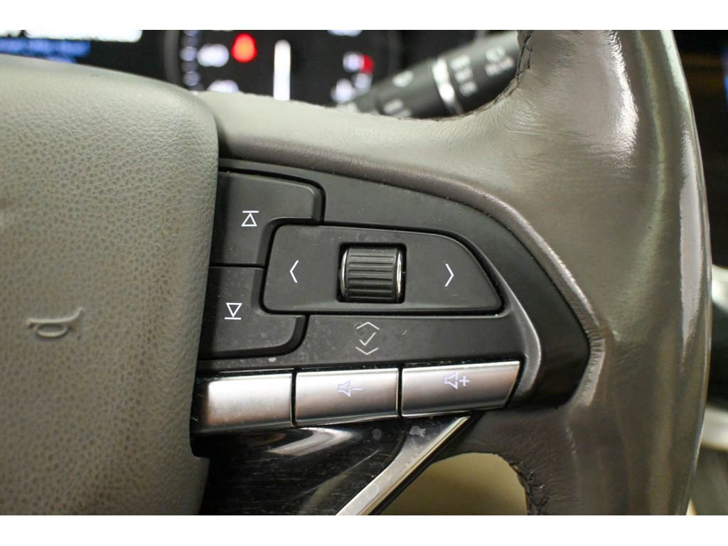 Used 2022 Cadillac XT6 Premium Luxury w/ Technology Package image 42