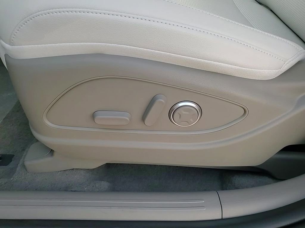 New 2026 Hyundai Palisade Limited image 14