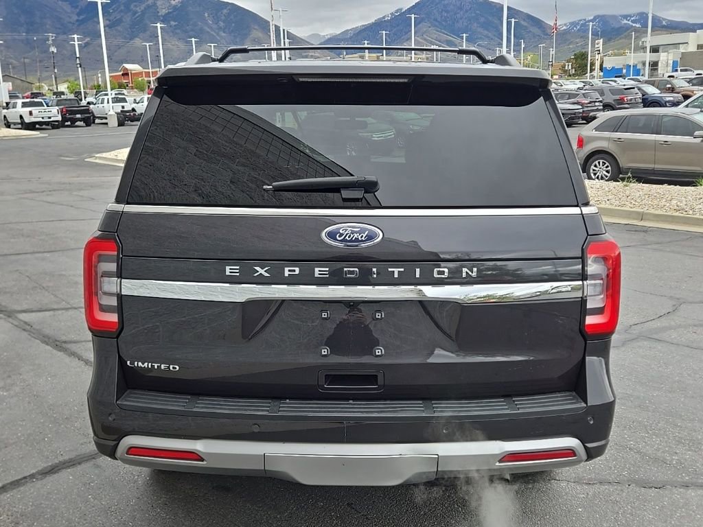 Used 2024 Ford Expedition Limited AWD/4WD image 5