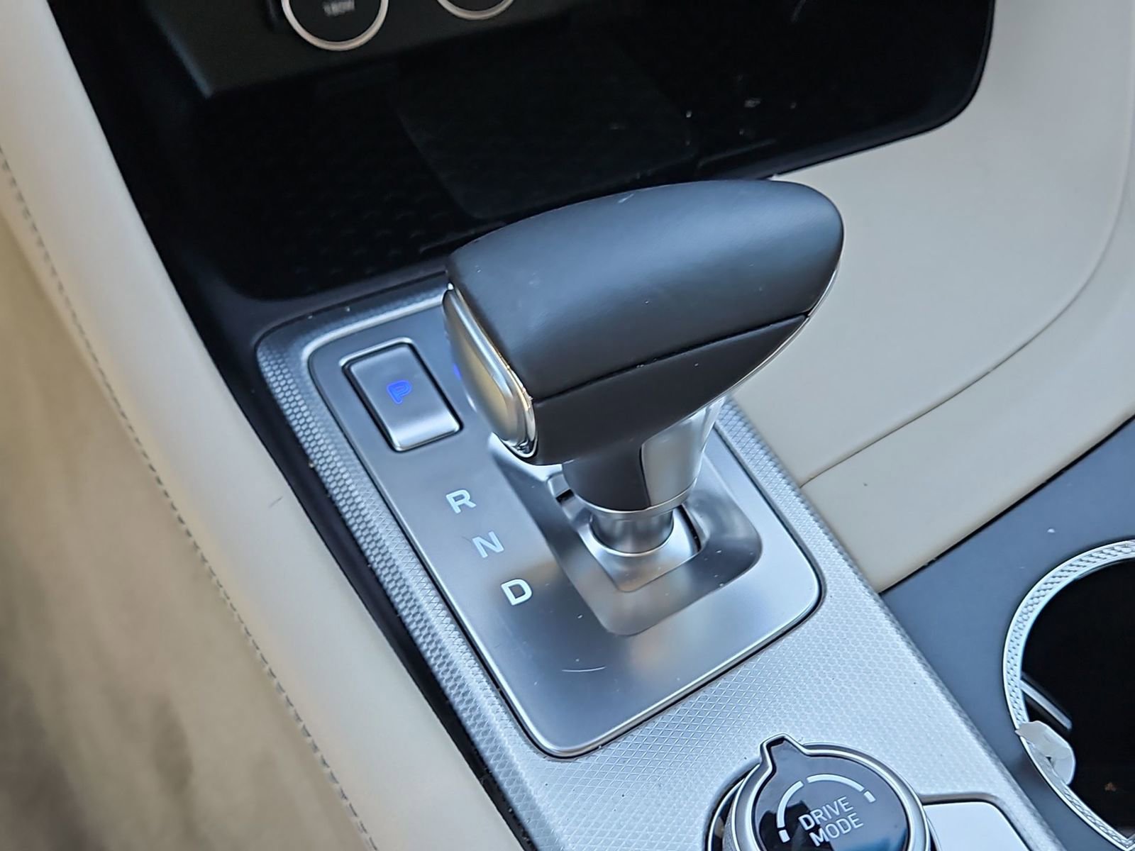 Certified 2026 Genesis G70 2.5T Prestige RWD image 21