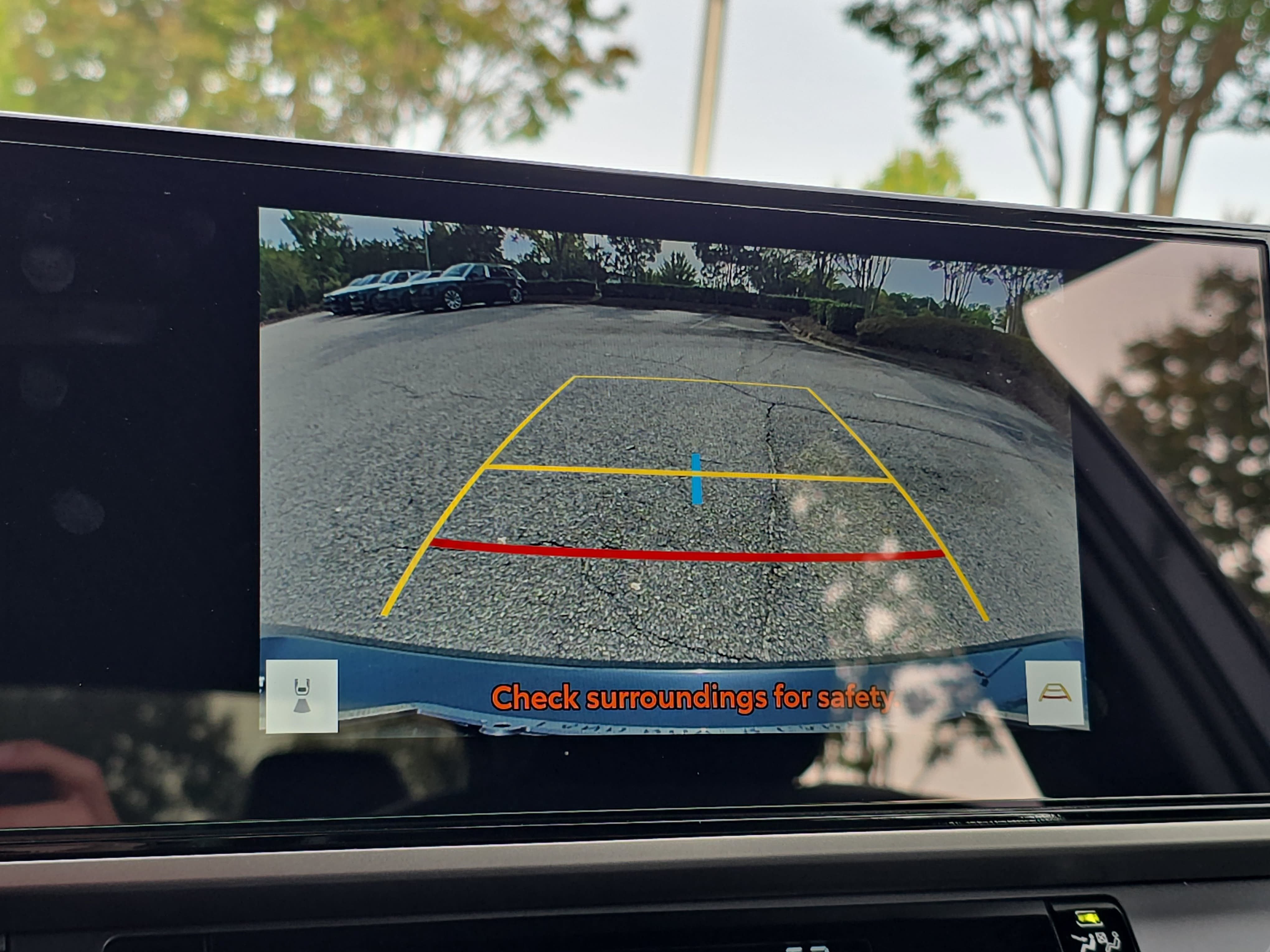 Used 2025 Toyota Camry SE w/ Multimedia Upgrade Package FWD image 21