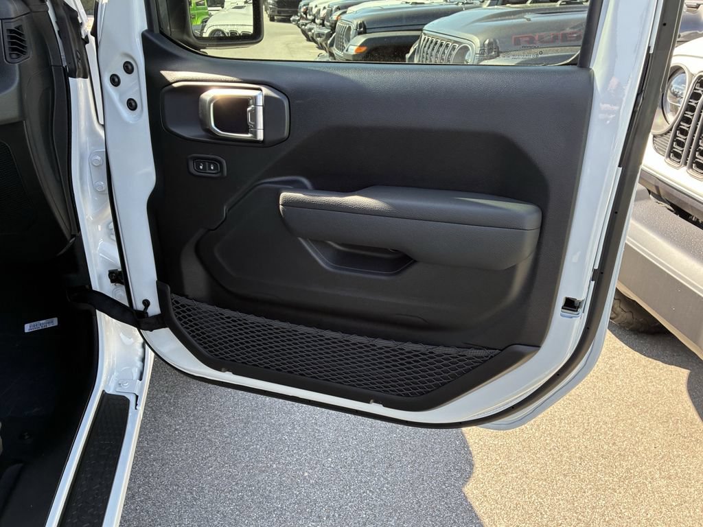 New 2026 Jeep Wrangler Sport AWD/4WD image 29