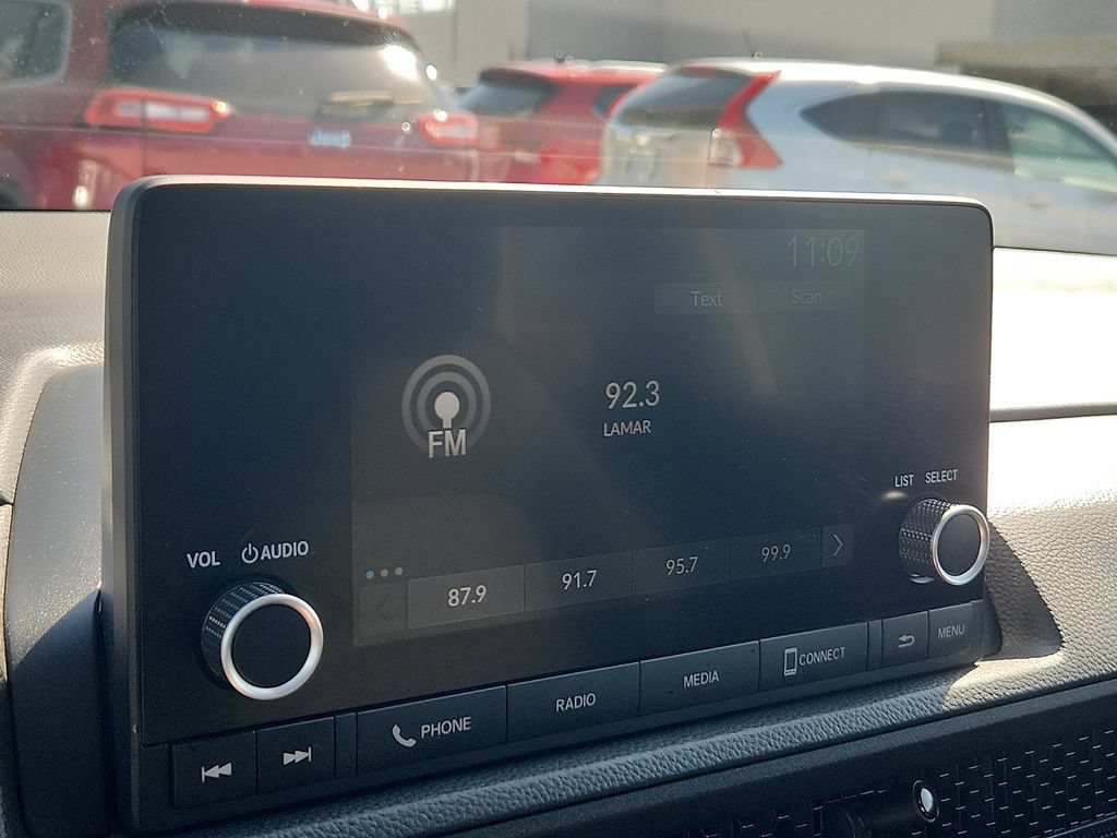 Used 2025 Honda CR-V EX image 13