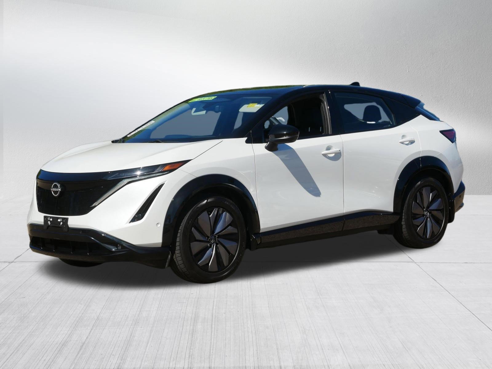 Certified 2024 Nissan Ariya AWD image 3