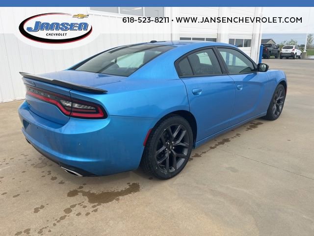 Used 2019 Dodge Charger SXT w/ Blacktop Package image 6