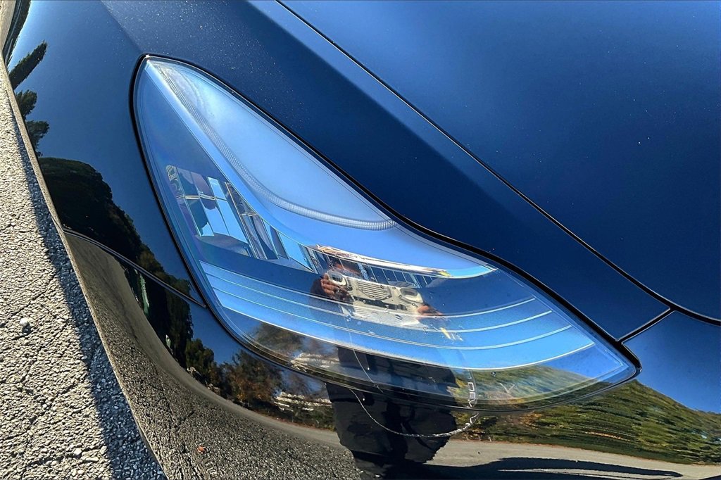 Used 2019 Tesla Model 3 Long Range image 25