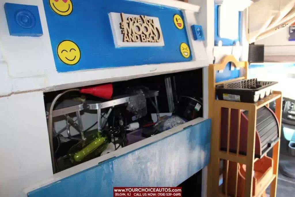 Used 2006 Ford E-450 and Econoline 450 image 10