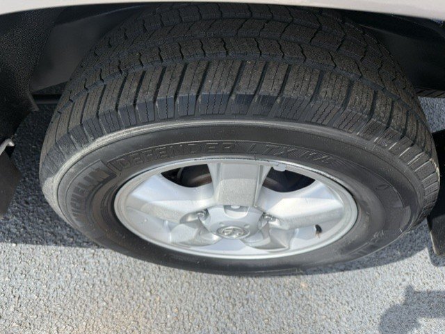 Used 2004 Toyota Land Cruiser AWD/4WD image 7