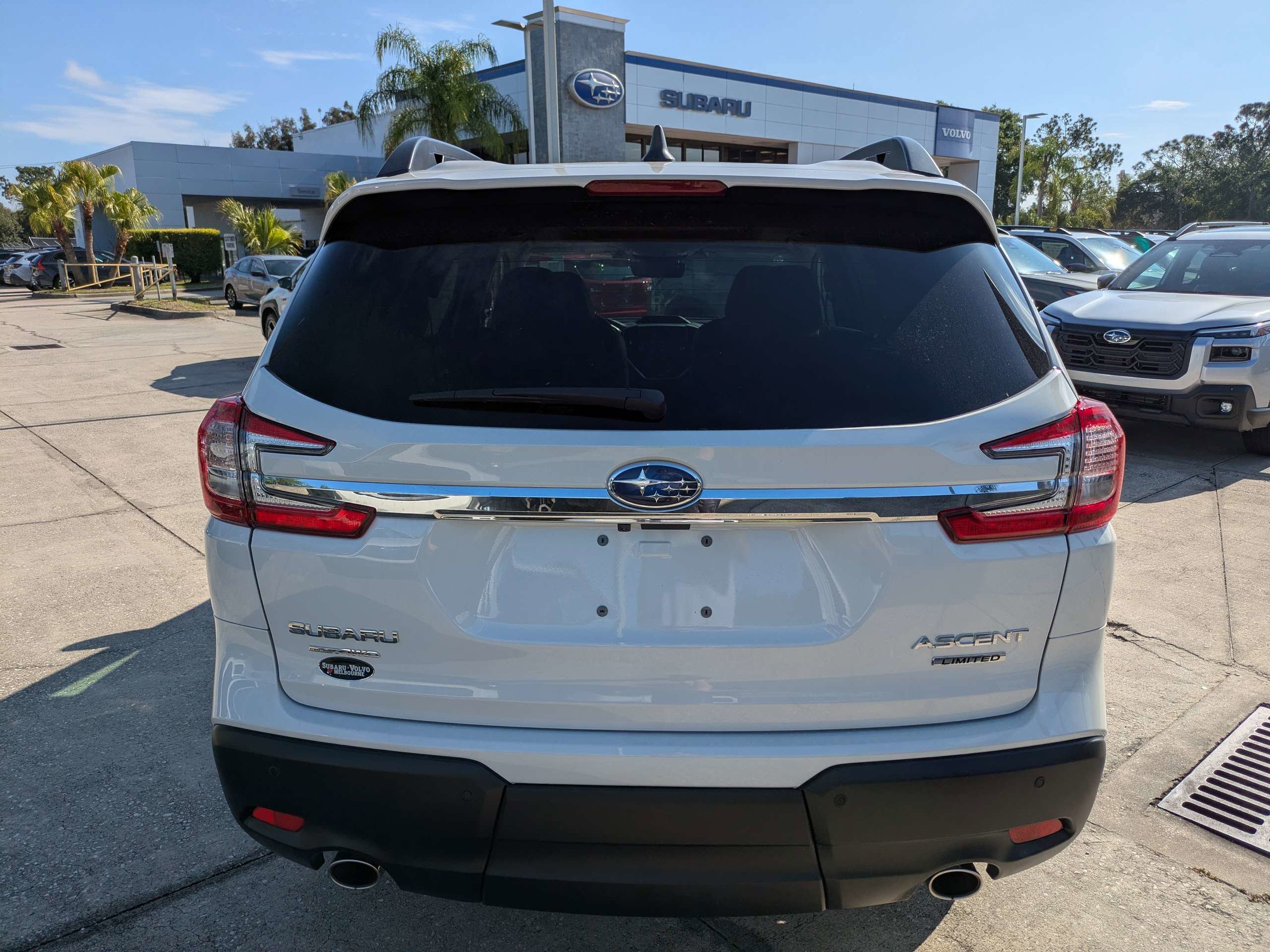New 2026 Subaru Ascent Limited AWD/4WD image 5