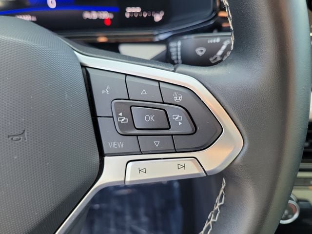 Certified 2025 Volkswagen Taos S FWD image 18