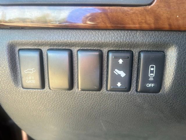 Used 2013 Nissan Armada SL image 18