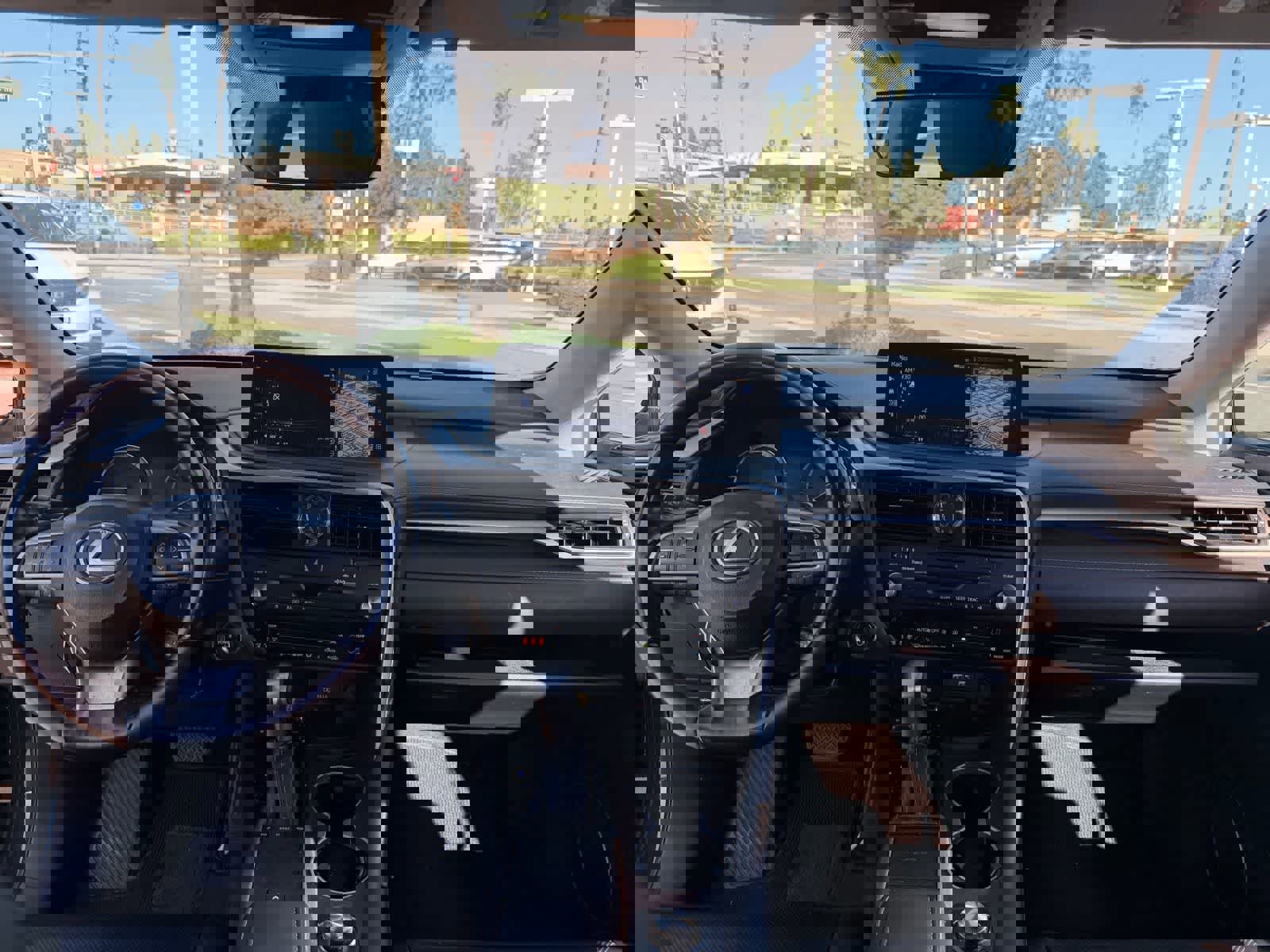 Used 2020 Lexus RX 450h AWD w/ Premium Package image 19