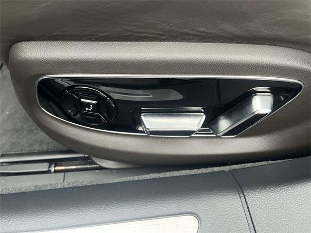 Used 2023 Audi A8 L 3.0T w/ Luxury Package image 12