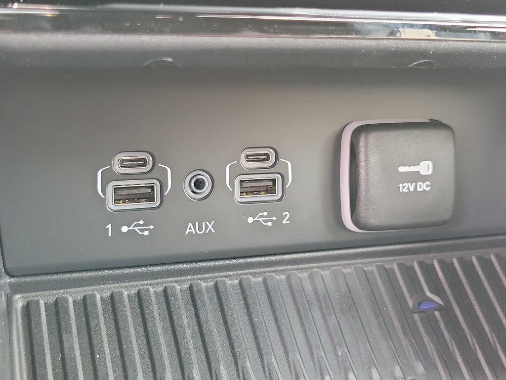 New 2026 Jeep Grand Cherokee Limited AWD/4WD image 18